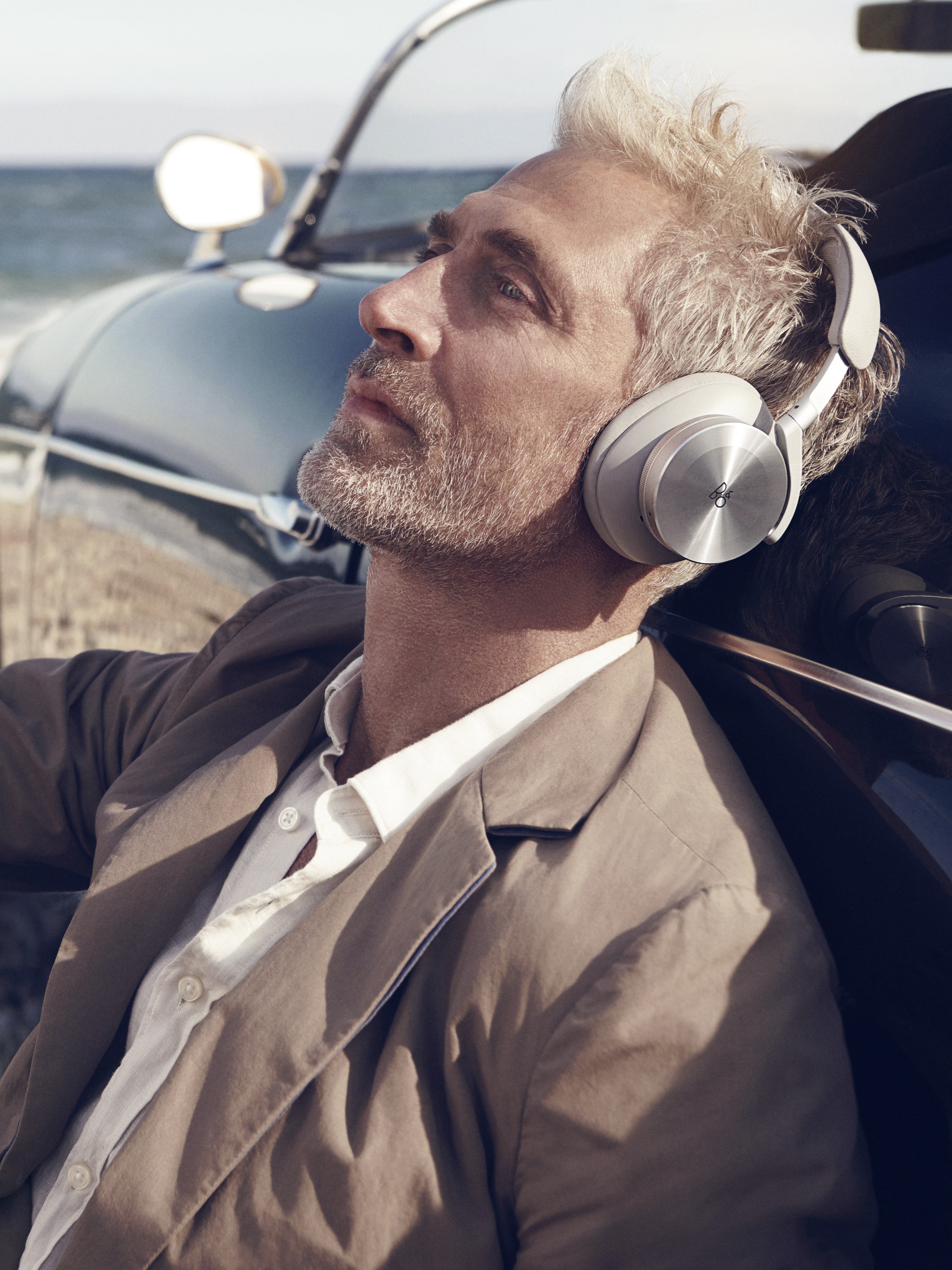 BeoPlay H95 - Over-Ear Headphones (ANC) « B&O – Luxussound