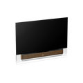 Bang & Olufsen, B&O, Beovision Theatre 65 Zoll in silber mit Holzcover aus Eichenholz an Wandhalterung