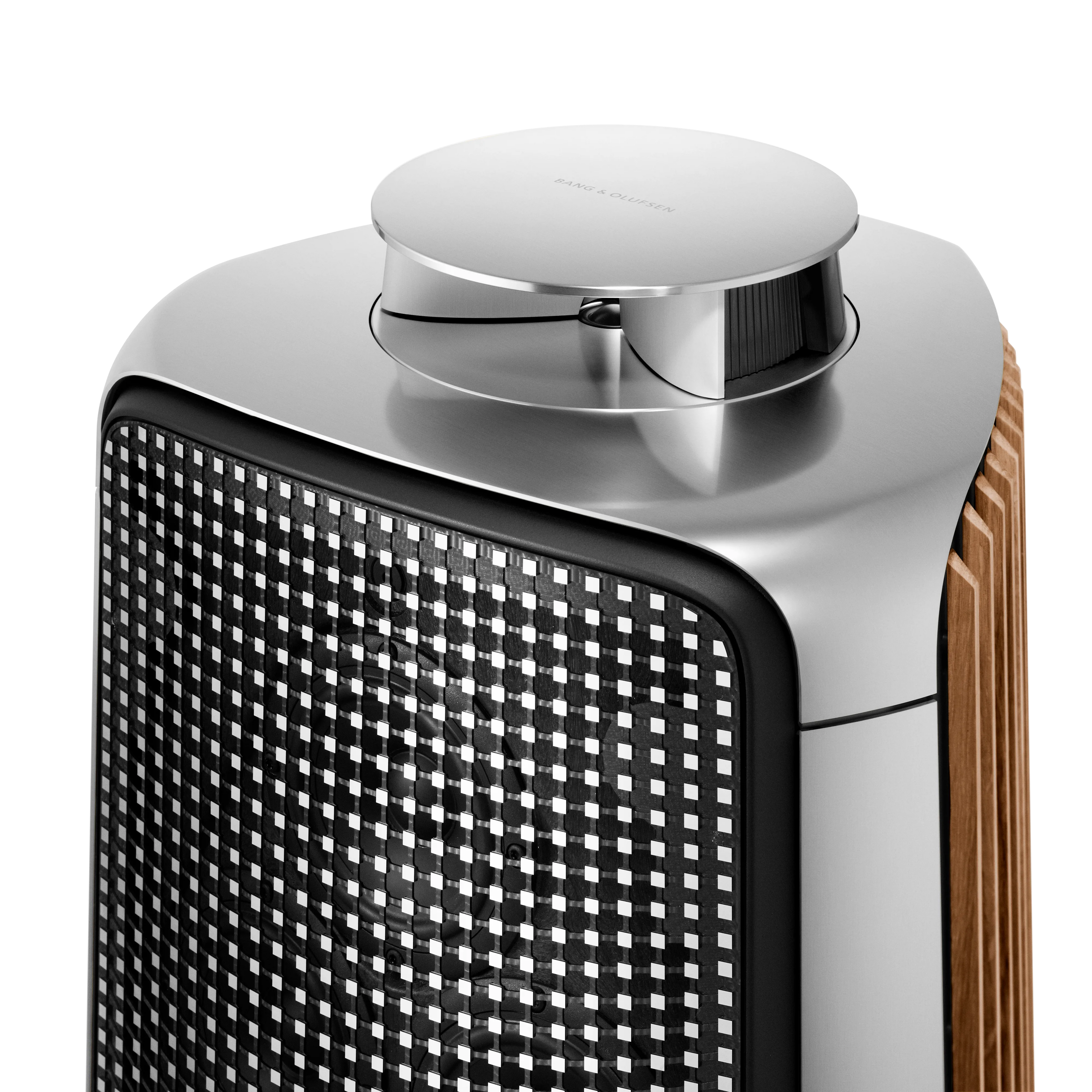 Bang & Olufsen, B&O Beolab 50 in silber mit Aluminium Frontcover und Seitenpanele aus Holz - Detailaufnahme, akustische Linse oben
