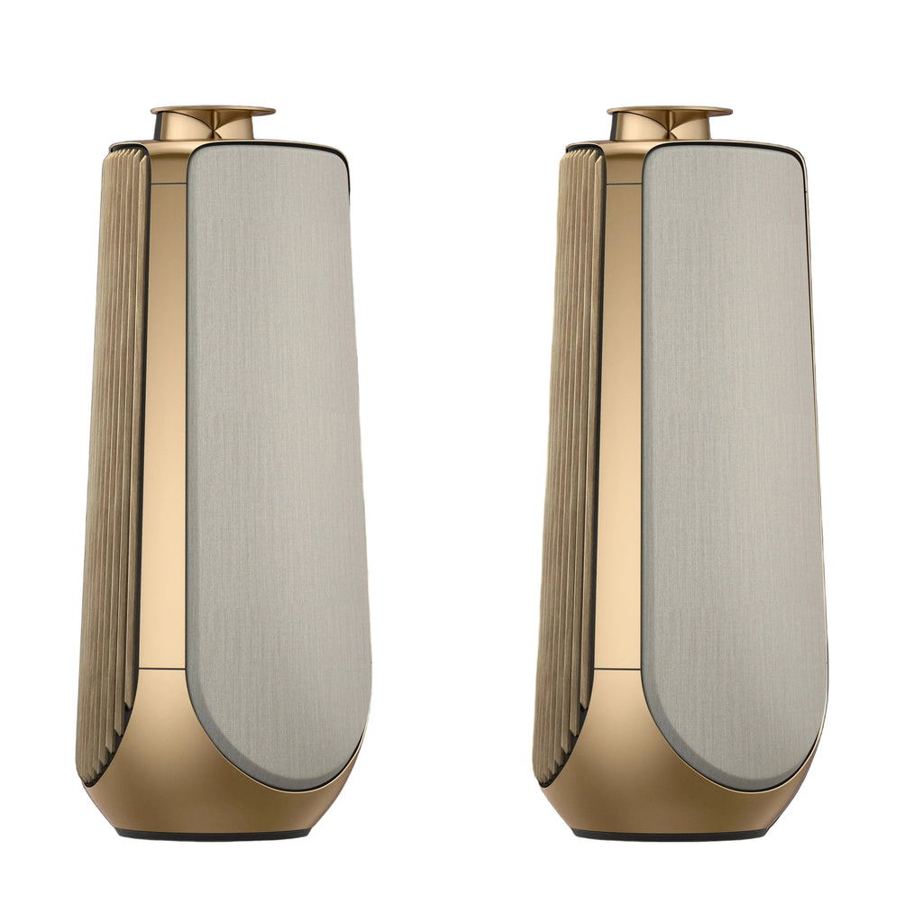 Ein Paar BeoLab von von Bang & olufsen im Gold Tone